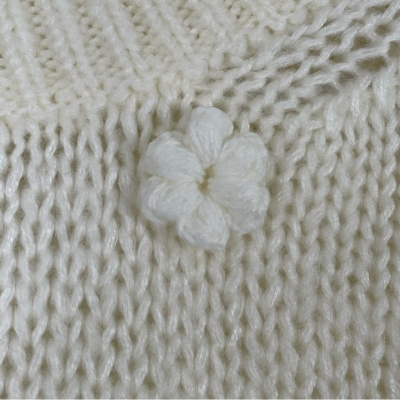 sold FARM Rio Floral Applique Lantern-Sleeve Sweater - Large - Off-White - Picture 6 of 11